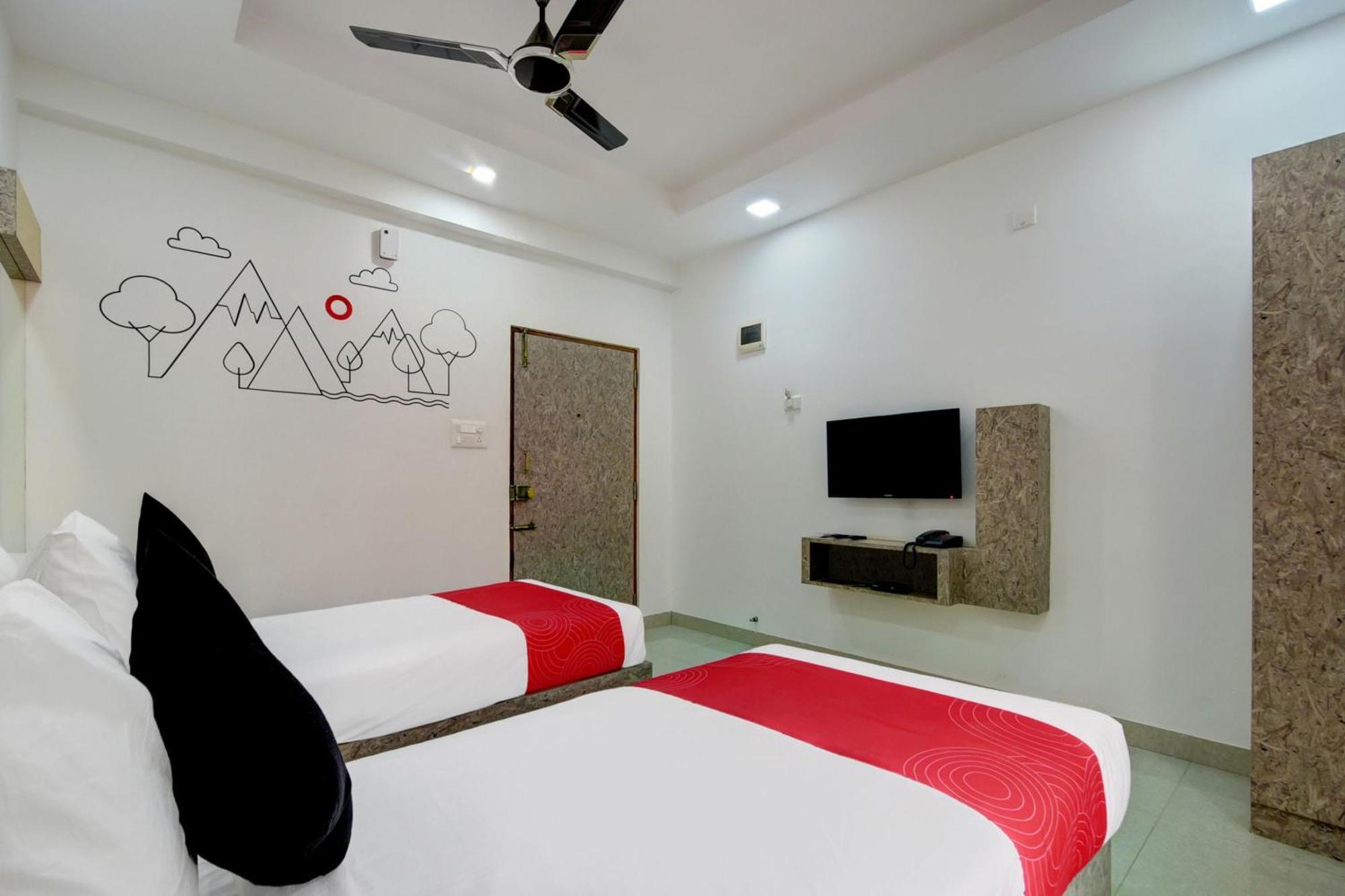 Super Grand Collection O Near Sarjapur Road Near 7D Voyage Hotel Bangalore Bagian luar foto