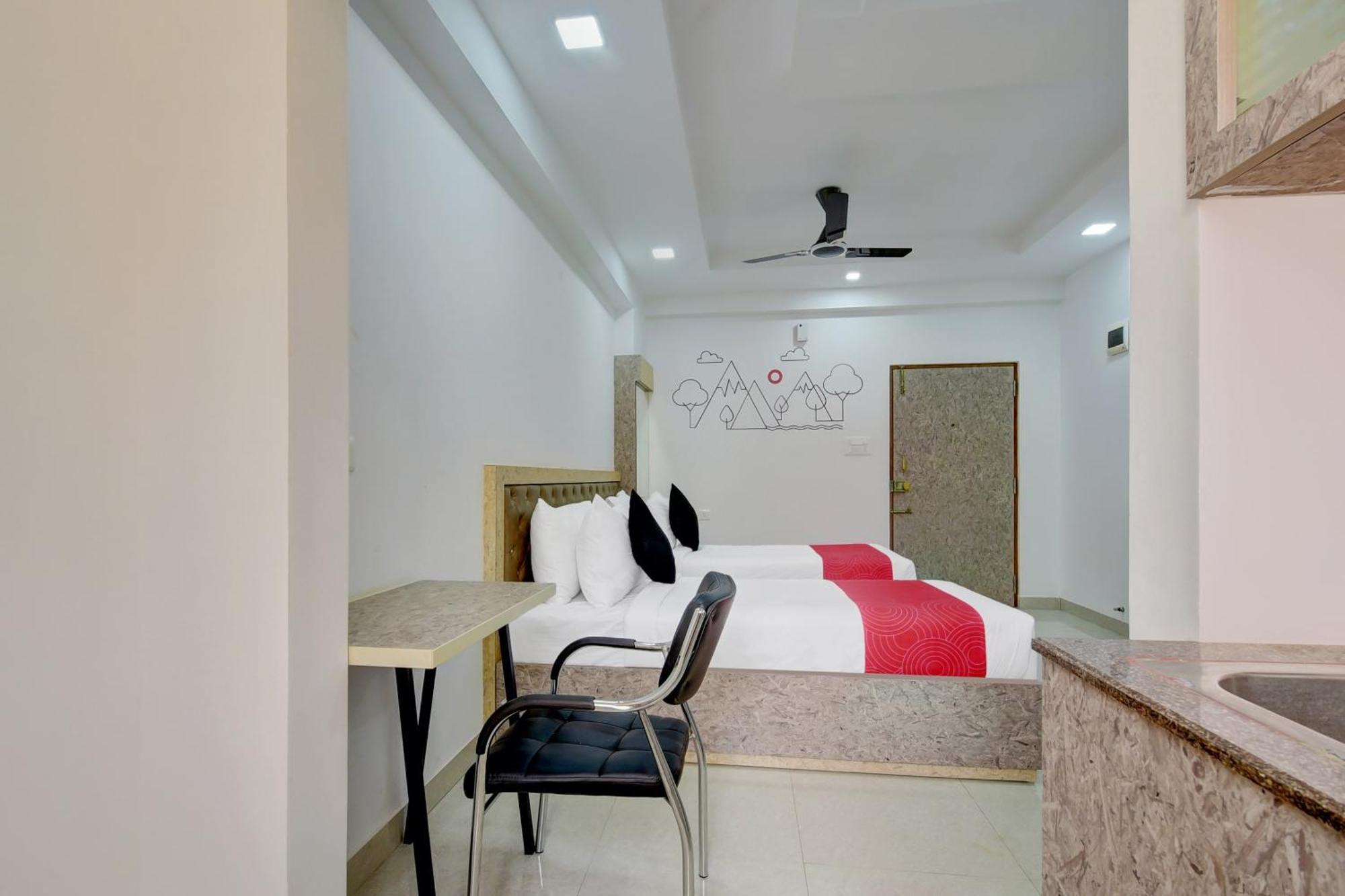 Super Grand Collection O Near Sarjapur Road Near 7D Voyage Hotel Bangalore Bagian luar foto