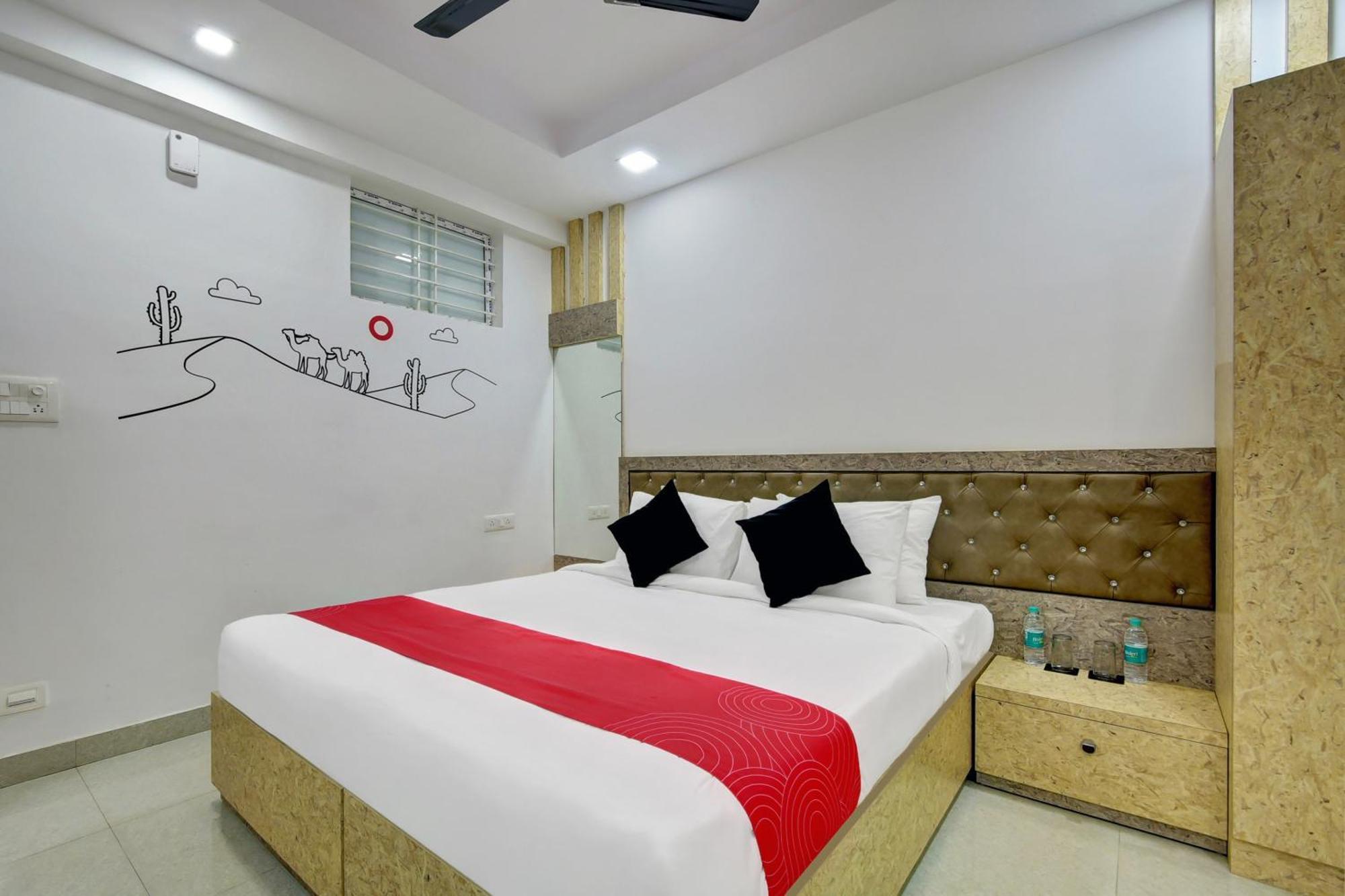 Super Grand Collection O Near Sarjapur Road Near 7D Voyage Hotel Bangalore Bagian luar foto