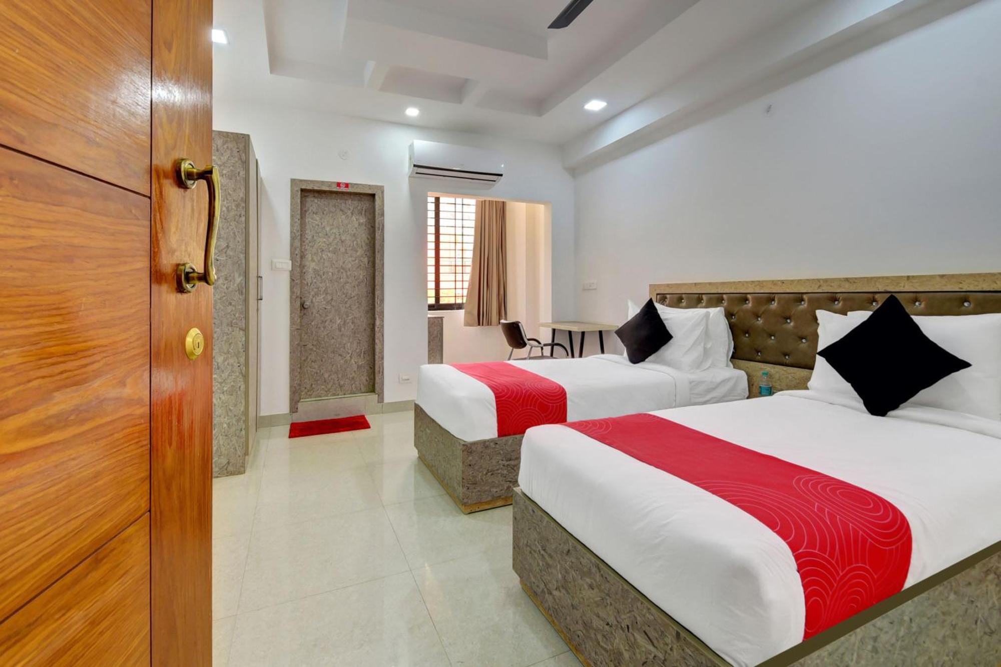 Super Grand Collection O Near Sarjapur Road Near 7D Voyage Hotel Bangalore Bagian luar foto