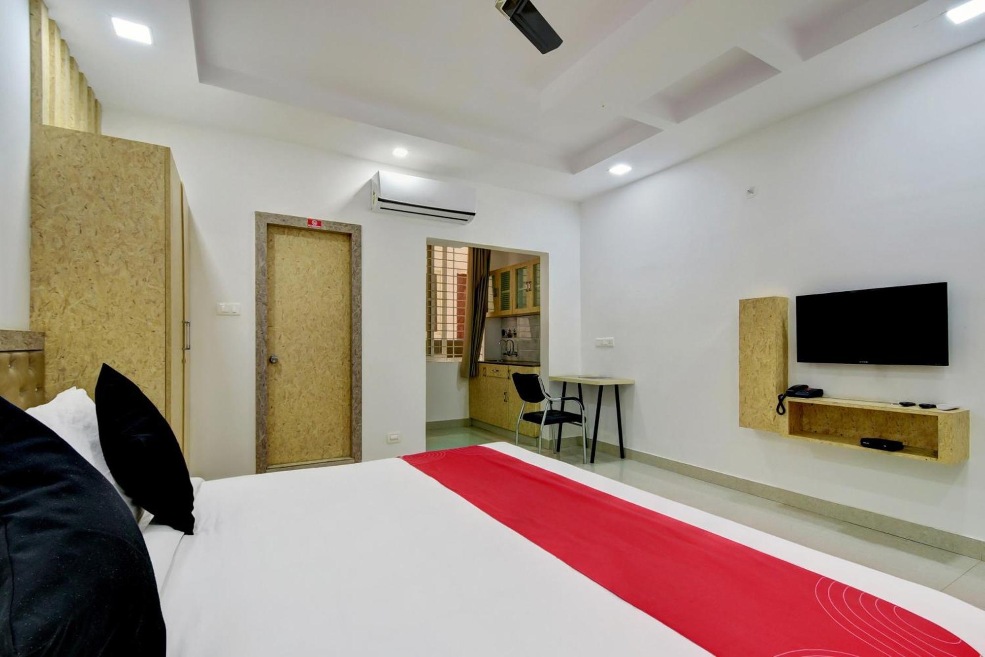 Super Grand Collection O Near Sarjapur Road Near 7D Voyage Hotel Bangalore Bagian luar foto
