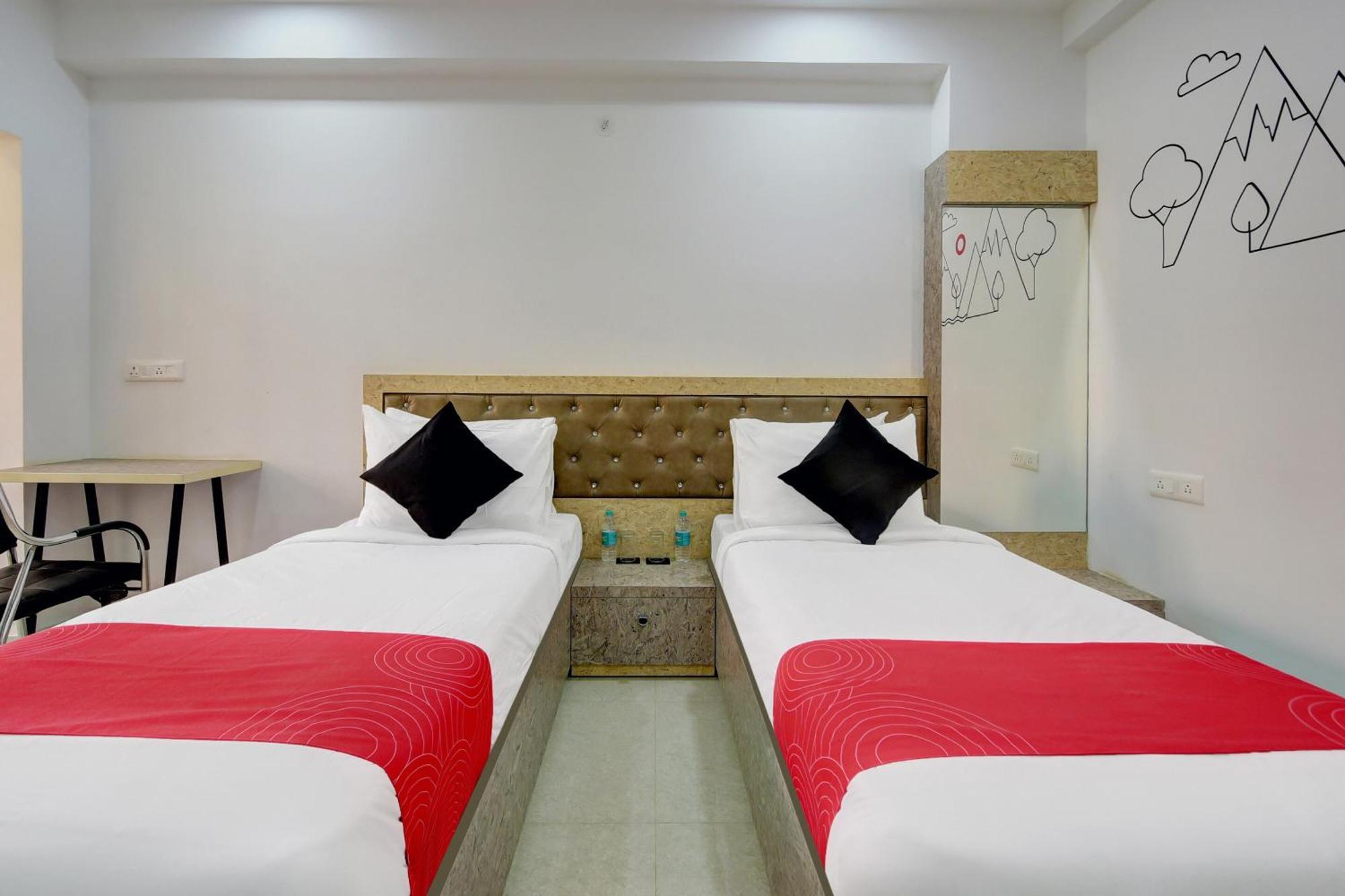 Super Grand Collection O Near Sarjapur Road Near 7D Voyage Hotel Bangalore Bagian luar foto